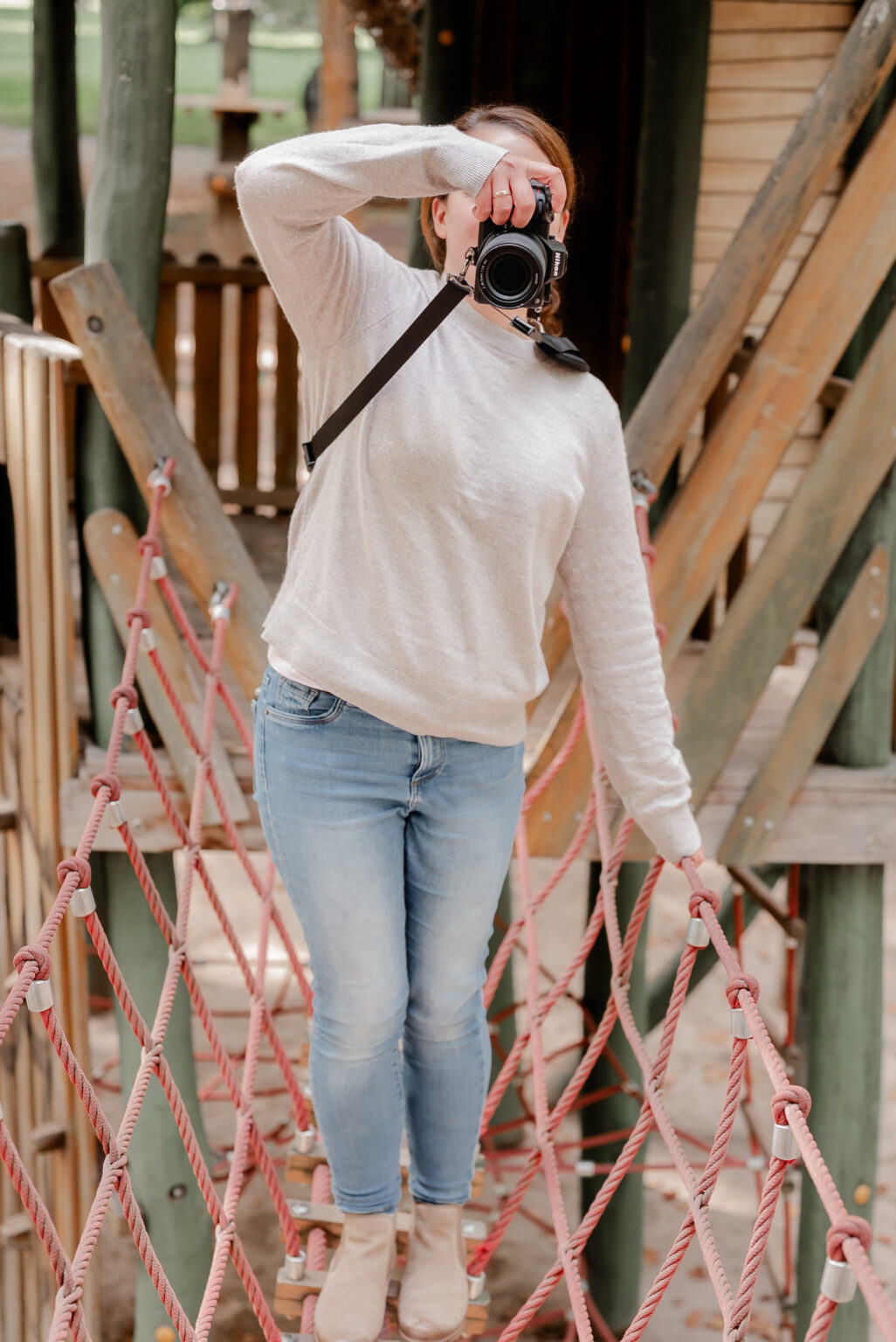 über mich Fotografin auf dem Klettergerüst - bedürfnisorientiert, echt Nußloch